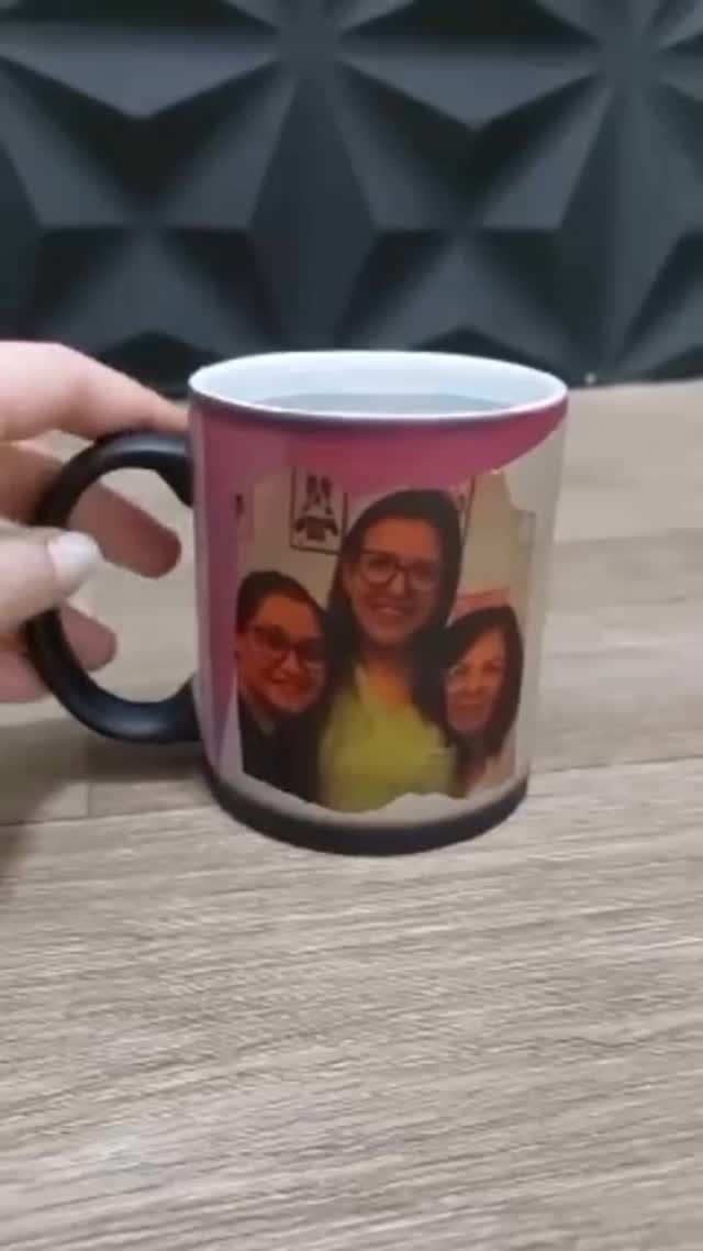 Caneca mágica com fotografia — trabalho da ArtStampCreations